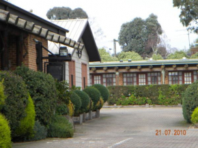 Гостиница Mahogany Park  Кранборн